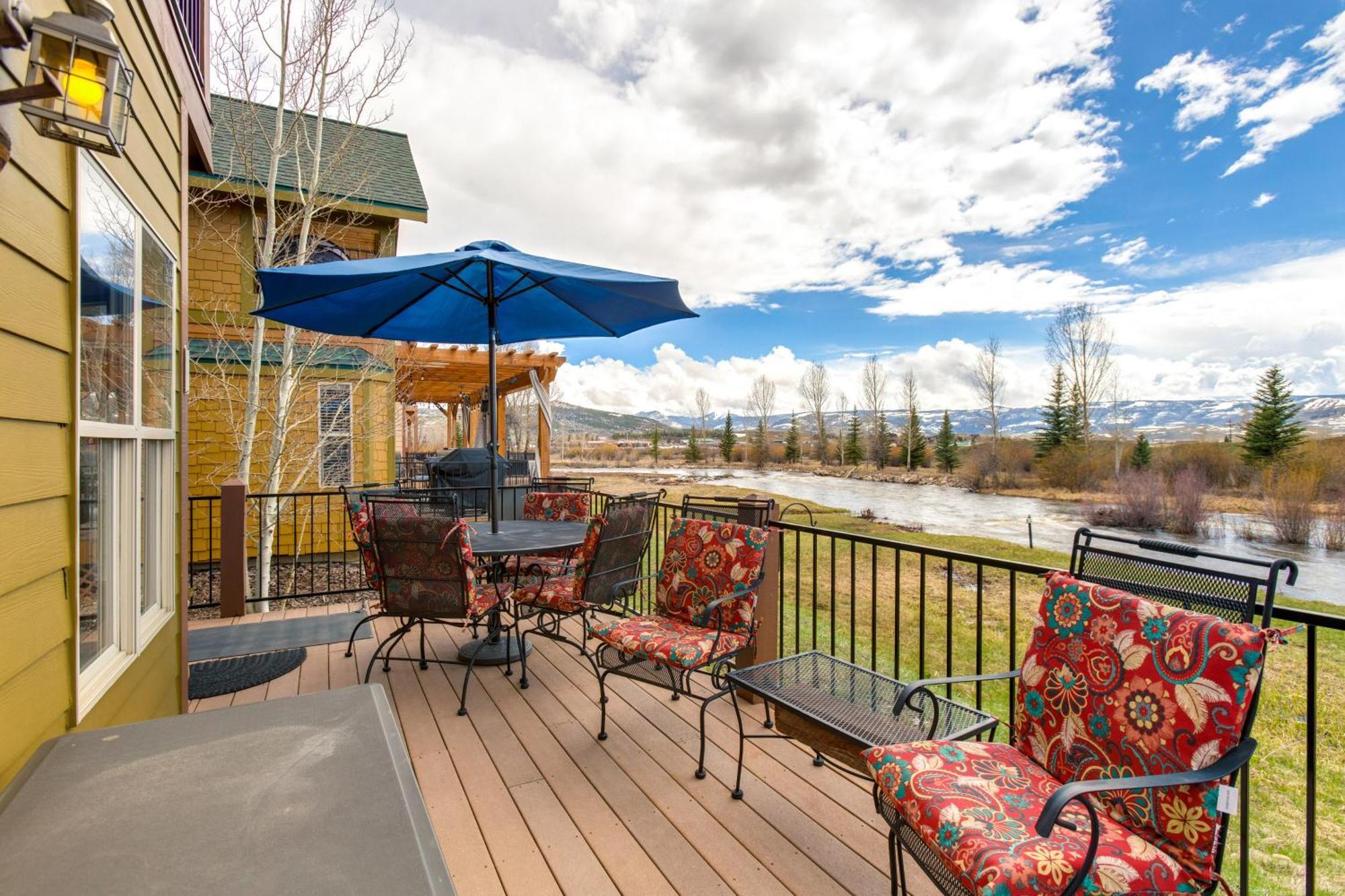 Riverfront Cabin About 4 Mi To Granby Ranch! ภายนอก รูปภาพ